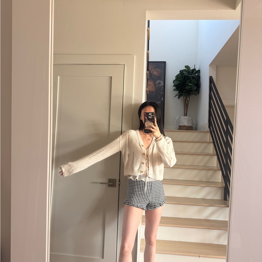 Martin Kim Distressed Cropped Cream Cardigan